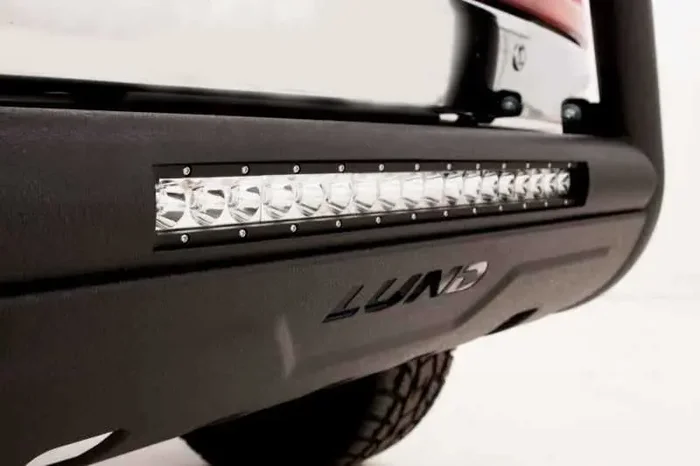 Lund 10-17 Dodge Ram 2500 Bull Bar w/Light & Wiring – Black