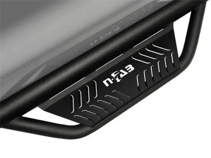 N-Fab Podium LG 15.5-17 Dodge Ram 1500 Quad Cab 6.4ft Standard Bed – Tex. Black – Bed Access – 3in